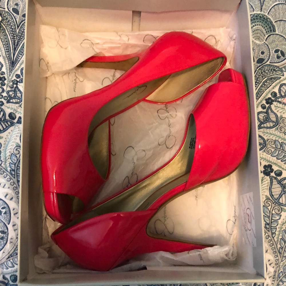 Jessica Simpson Pink heels